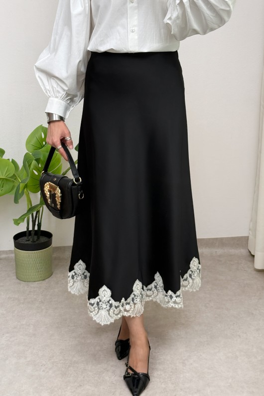 Dantel Detaylı Saten Etek 0038 - SİYAH Dantel Detaylı Saten Etek 0038 - SİYAH