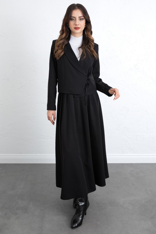 Bağcık Detay Ceketli Takım 0076 - SİYAH Bağcık Detay Ceketli Takım 0076 - SİYAH