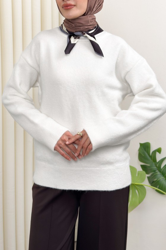 Yumuşak Dokulu Oversize Triko Kazak 07320 - BEYAZ