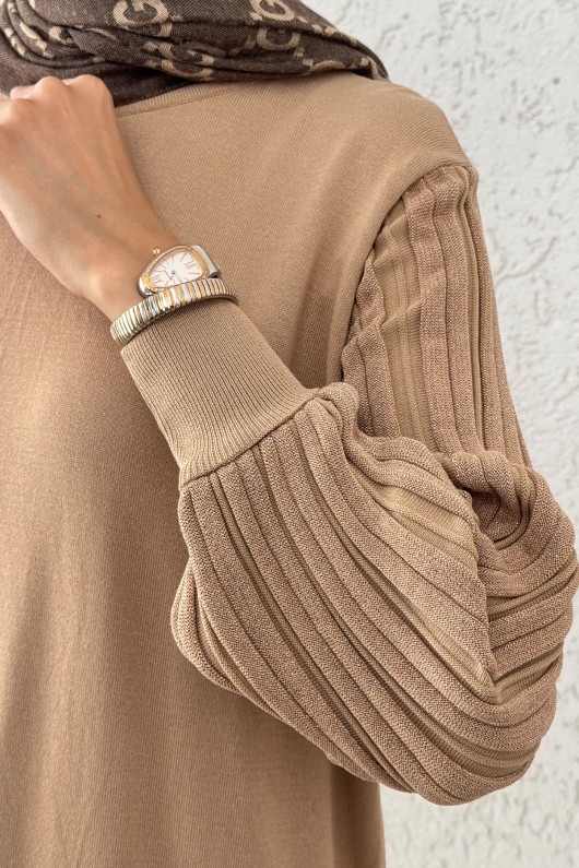 Kolları Simli Triko Elbise 14500 - VİZON