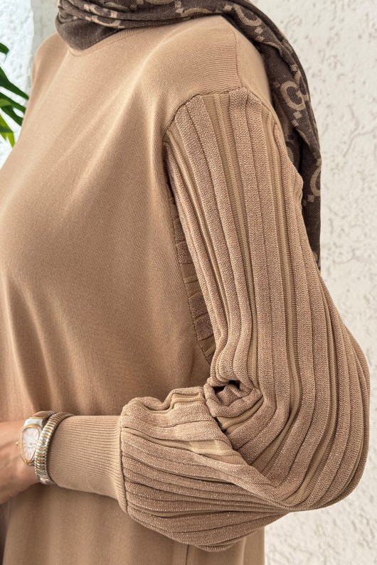 Kolları Simli Triko Elbise 14500 - VİZON