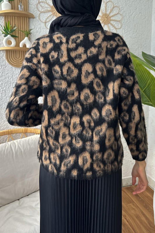 Leopar Desen Sakallı Triko Hırka 1455 - TABA Leopar Desen Sakallı Triko Hırka 1455 - TABA