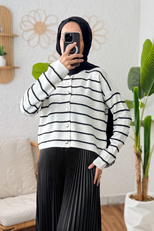 Düğmeli Kısa Triko Hırka 1920 - BEYAZ