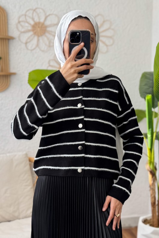 Düğmeli Kısa Triko Hırka 1920 - SİYAH