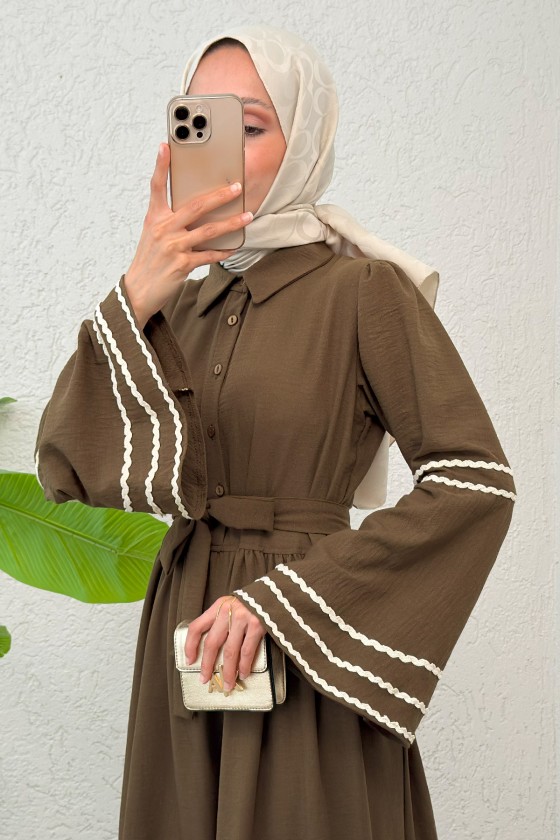 İspanyol Kol Kuşaklı Elbise 2035 - KAHVERENGİ İspanyol Kol Kuşaklı Elbise 2035 - KAHVERENGİ