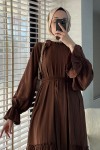 2084 Fırfır Detaylı Kuşaklı Elbise - KAHVERENGİ