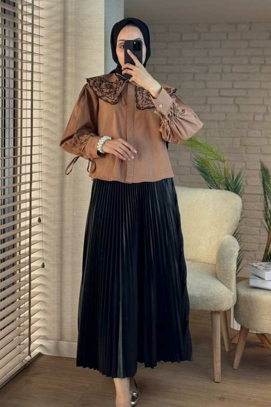 2088 Yakası Nakış Detaylı Tunik - TABA