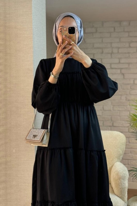 2124 Kolları Büzgülü Kat Kat Elbise - SİYAH