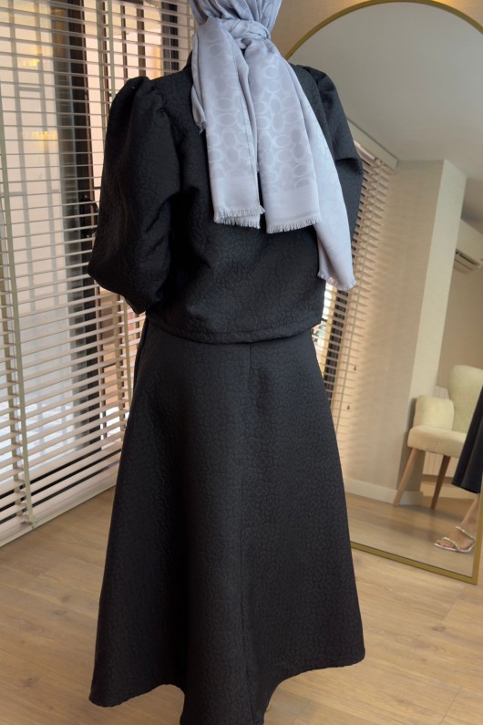 2161 Kabartma Desenli Takım - SİYAH