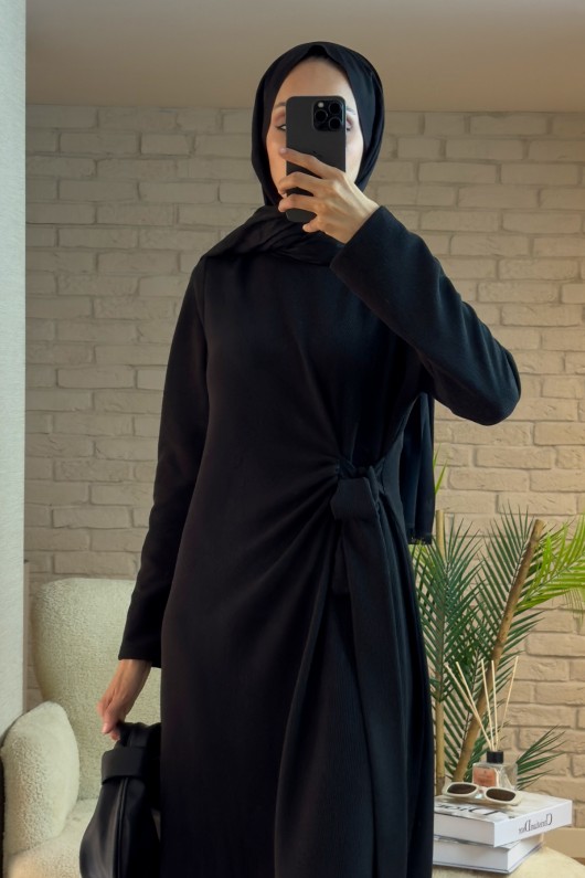 2168 Yandan Bağlamalı Kuşaklı Elbise - SİYAH