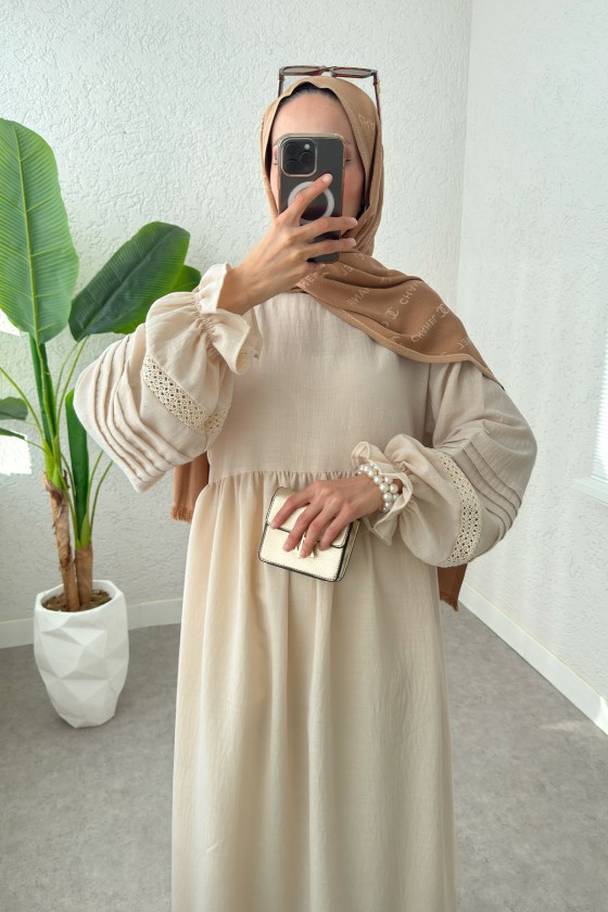 Fisto Detaylı Tesettür Elbise 2207 - TAŞ RENGİ Fisto Detaylı Tesettür Elbise 2207 - TAŞ RENGİ