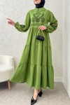 Nakışlı Kat Kat Elbise 2224 - FISTIK YEŞİLİ