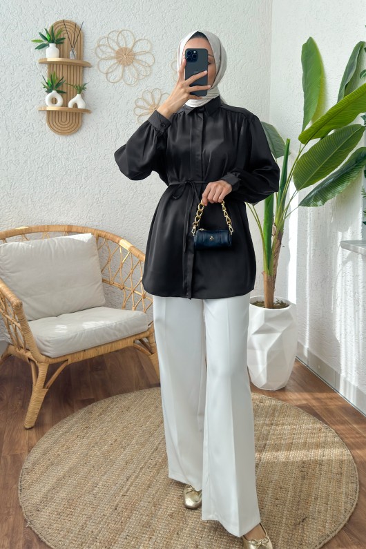 22420 Omuz Büzgülü Saten Gömlek - SİYAH