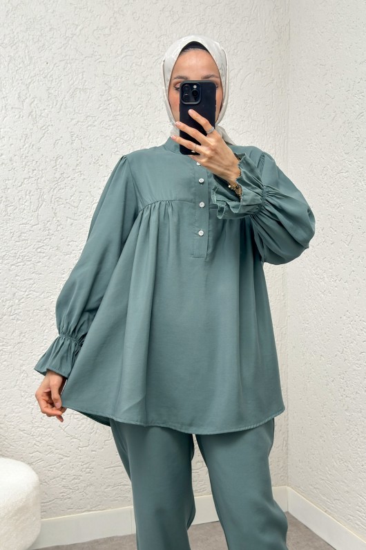 Hakim Yaka Kol Büzgülü Takım 2246 - MİNT YEŞİLİ Hakim Yaka Kol Büzgülü Takım 2246 - MİNT YEŞİLİ