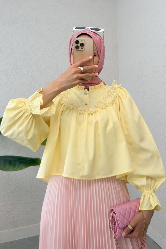 Balon Kol Etek Üstü Bluz 2317 - SARI Balon Kol Etek Üstü Bluz 2317 - SARI