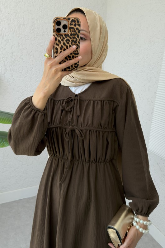 Büzgü Bağcıklı Tesettür Elbise 2319 - KAHVERENGİ