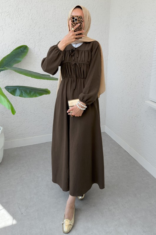Büzgü Bağcıklı Tesettür Elbise 2319 - KAHVERENGİ