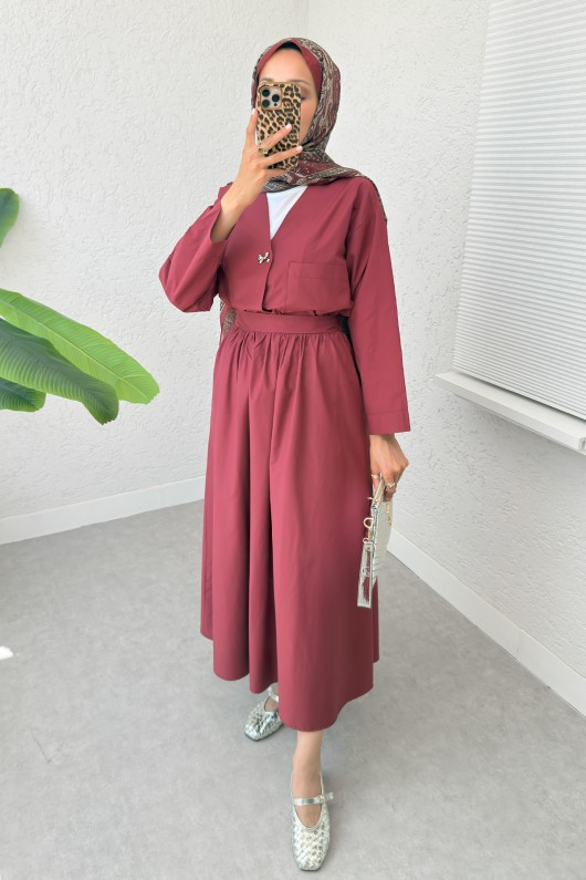 Broş Düğmeli Etekli Takım 2342 - BORDO Broş Düğmeli Etekli Takım 2342 - BORDO