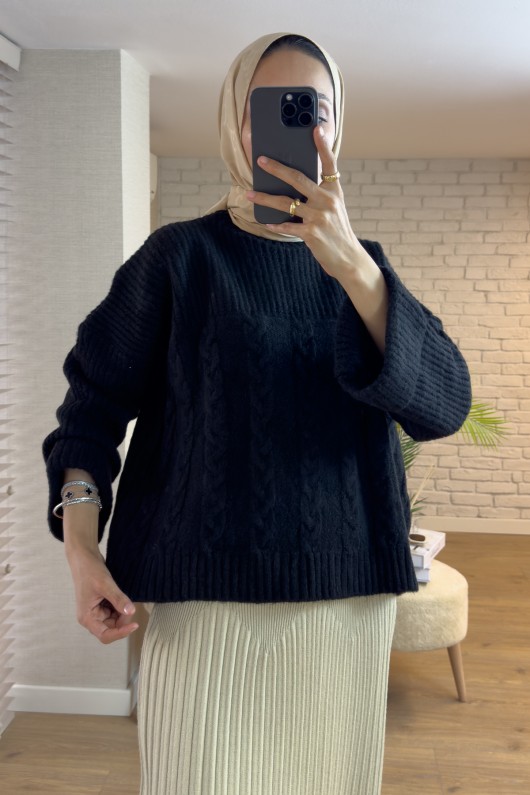 4002 Sarmal Örgülü Triko Kazak - SİYAH