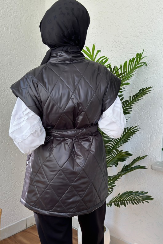 5002 Kuşaklı Kapitone Kısa Yelek - SİYAH