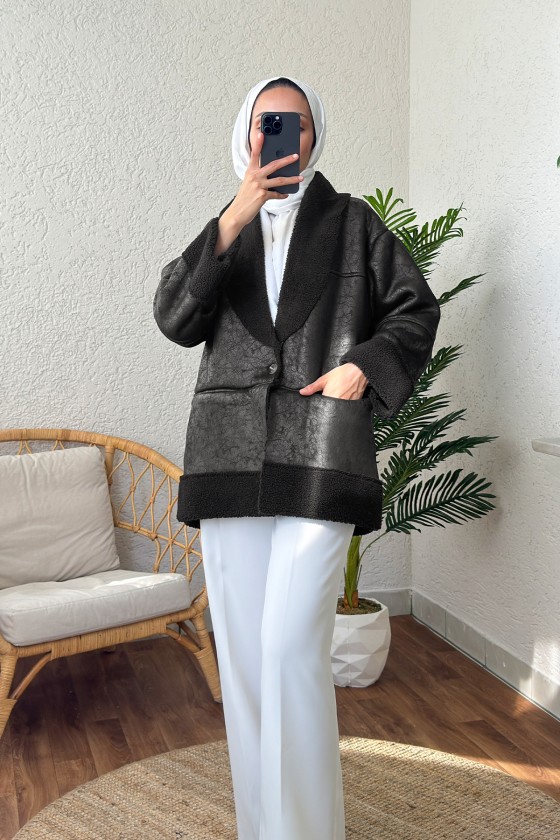 61652 İçi Peluşlu Kısa Mont - SİYAH