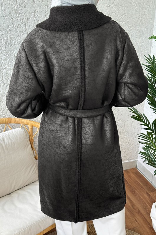 61667 İçi Peluşlu Uzun Manto - SİYAH 61667 İçi Peluşlu Uzun Manto - SİYAH