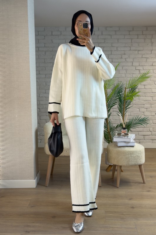 7114 Şerit Detaylı Triko Takım - KREM