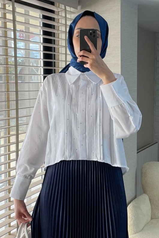 8011 Plise ve Taş Detaylı Gömlek - BEYAZ