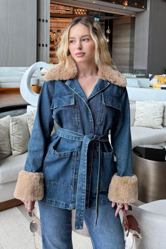 Kürk Detaylı Kot Ceket 81185 - MAVİ Kürk Detaylı Kot Ceket 81185 - MAVİ